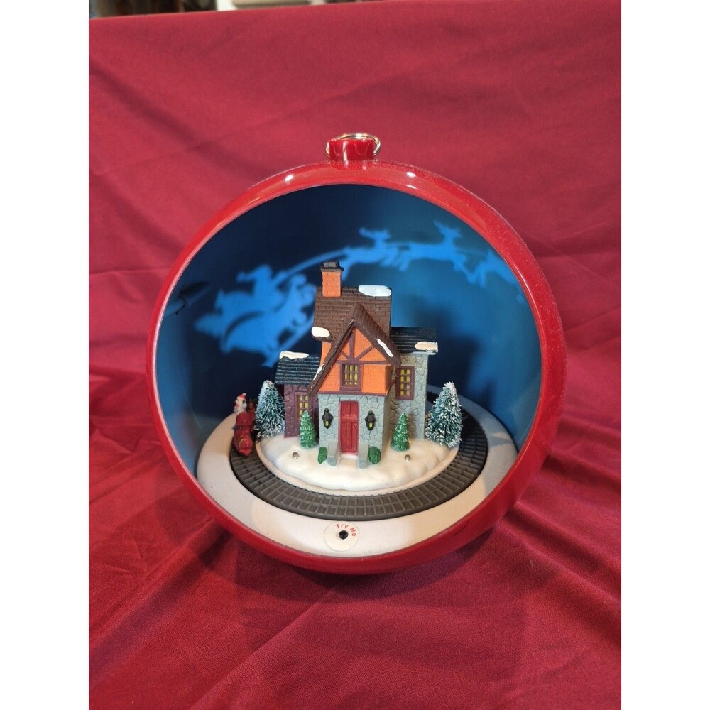 Studio Eulceo 8" Music & Motion Tabletop Ornament